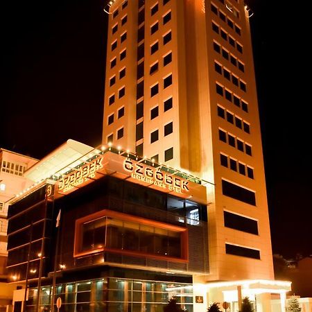 Ozgobek Ronesans Hotel De Luxe Ουσάκ Εξωτερικό φωτογραφία
