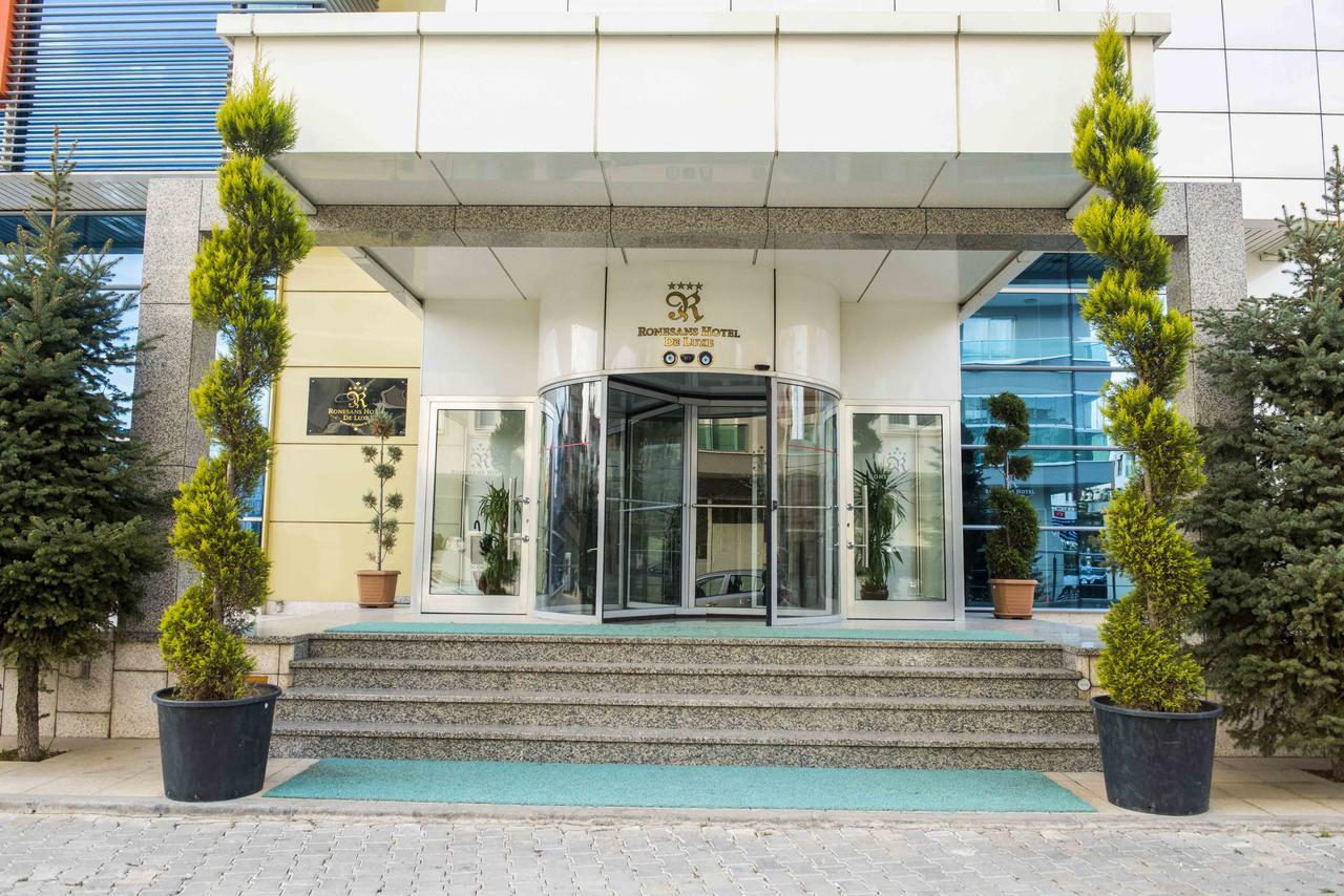 Ozgobek Ronesans Hotel De Luxe Ουσάκ Εξωτερικό φωτογραφία